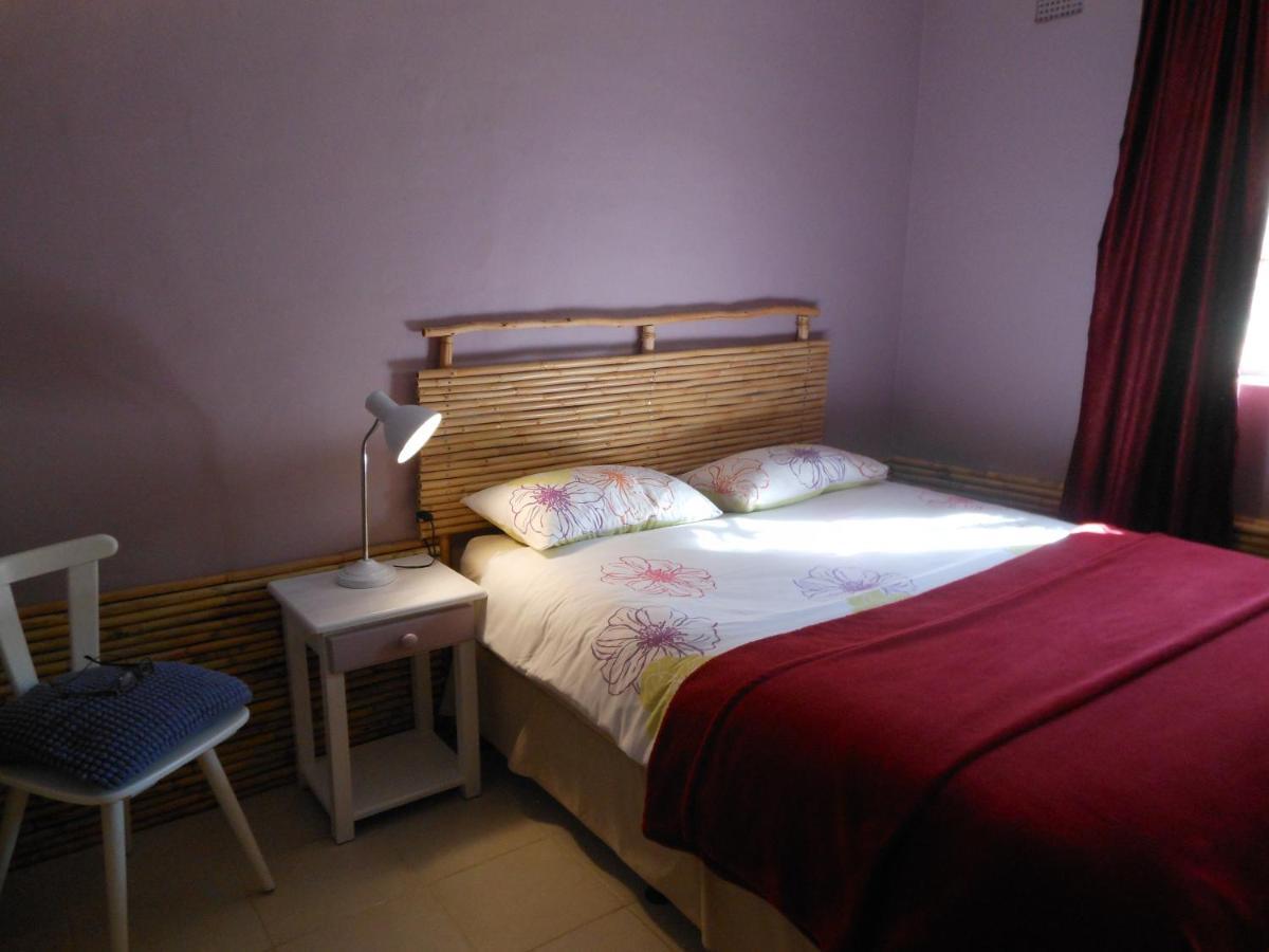 Amber Lagoon Backpackers Lodge Vleirivier Ngoại thất bức ảnh